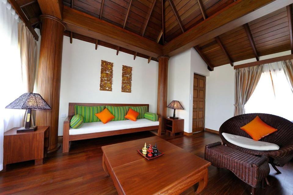 Jade Marina Resort And Spa نغابالي المظهر الخارجي الصورة