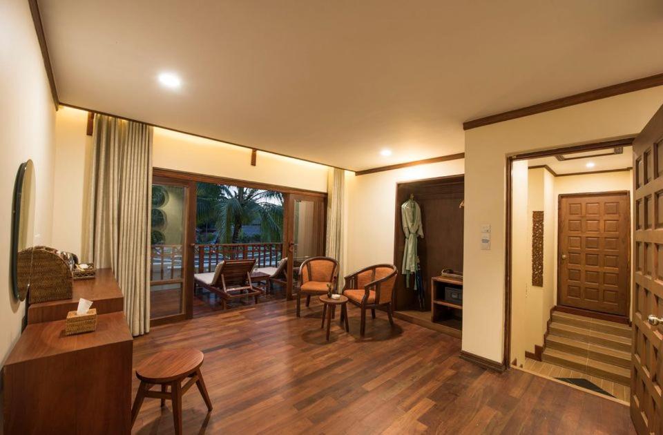 Jade Marina Resort And Spa نغابالي المظهر الخارجي الصورة